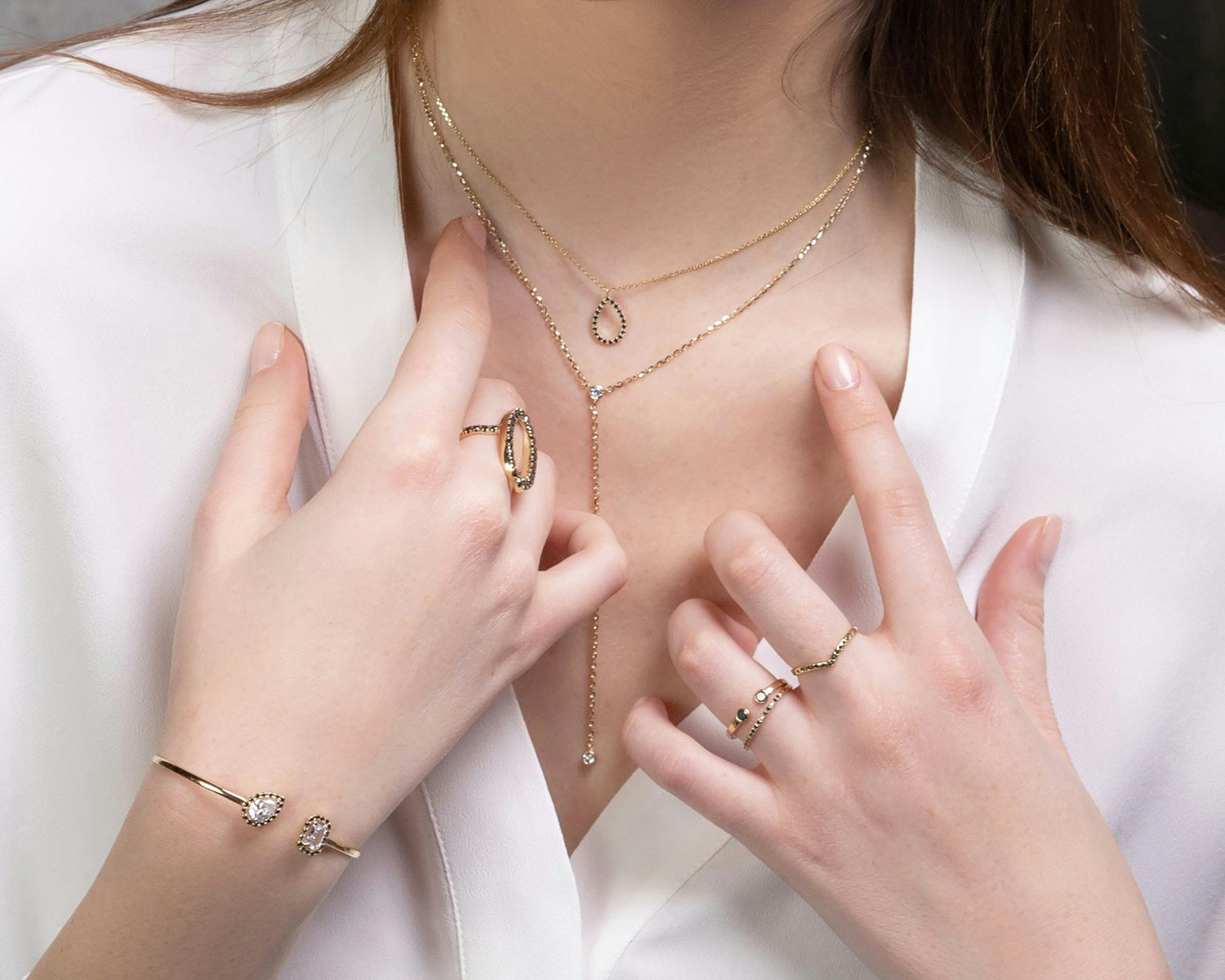 WOMEN TRENDING JEWELLERY