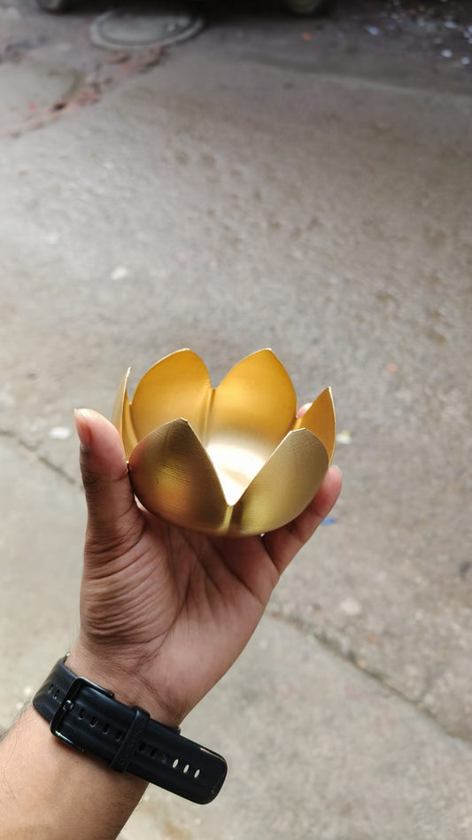 Metal Lotus Shaped Urli - AEMU0014